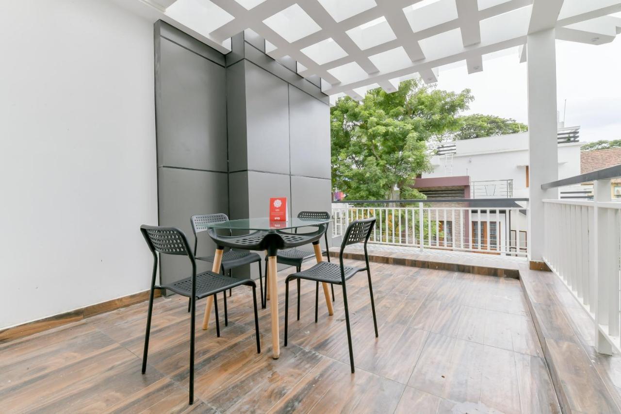 Hotel Vaccinated Staff - Oyo 15973 F Square Kochi Exterior foto
