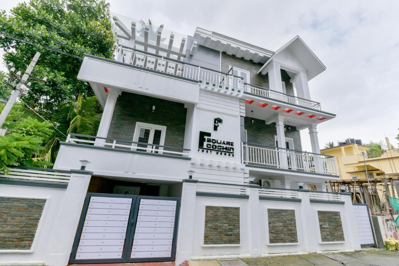 Hotel Vaccinated Staff - Oyo 15973 F Square Kochi Exterior foto