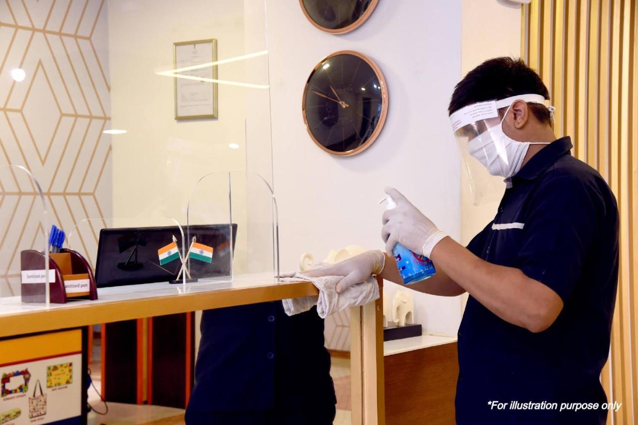 Hotel Vaccinated Staff - Oyo 15973 F Square Kochi Exterior foto