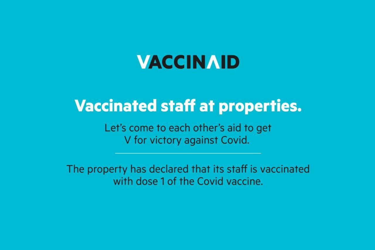 Hotel Vaccinated Staff - Oyo 15973 F Square Kochi Exterior foto